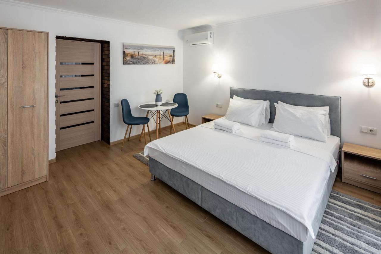 Alfa Apartments Staroevrejska 18 Lviv Eksteriør bilde